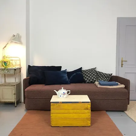 Unter Einem Dach ゲストハウス *