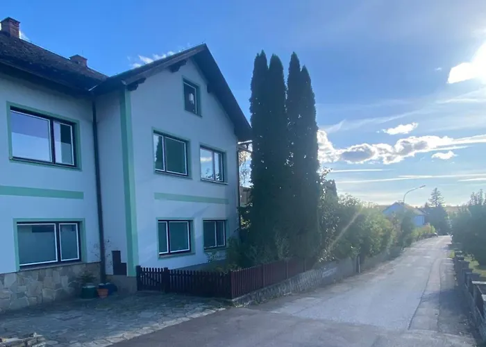 Unter Einem Dach * Raabs an der Thaya